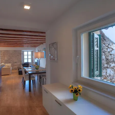 Casa Marina Apartment *