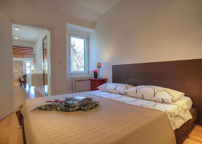 Апартаменты Casa Marina Шибеник